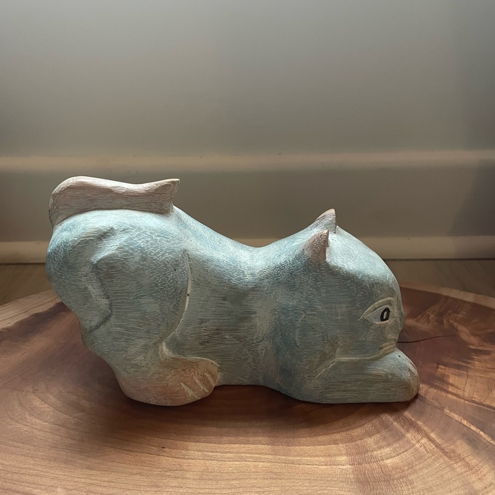Vintage Pier 1 Carved Wooden Cat Figurine